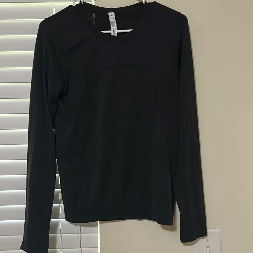 Lululemon Swiftly Tech Long Sleeve Shirt 2.0
